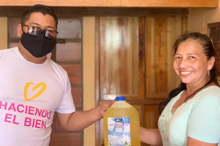 Donación de Insumos a Orfanato de Niñas