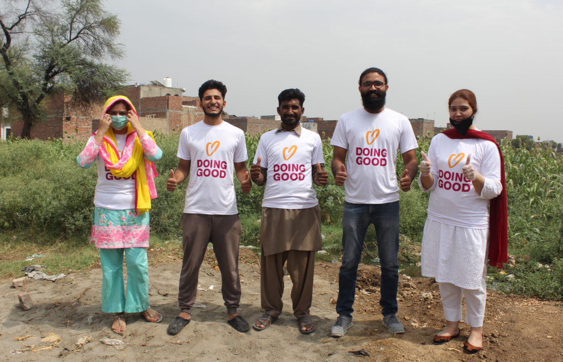 El equipo de voluntarios de Khidmatgaar
